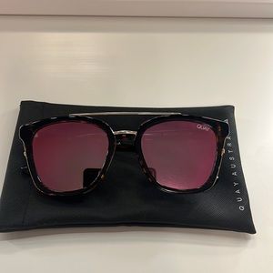 Pink Lens Quay Sunnies